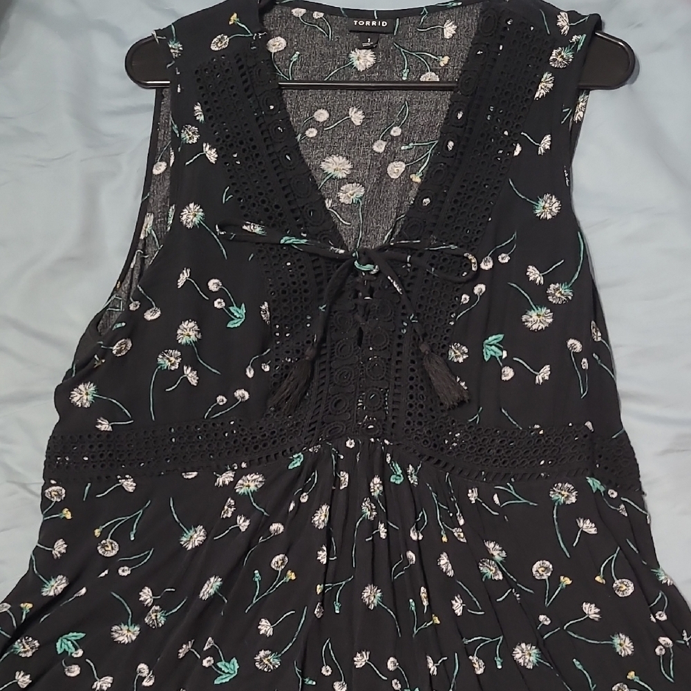 Torrid Black Floral Women's Top
